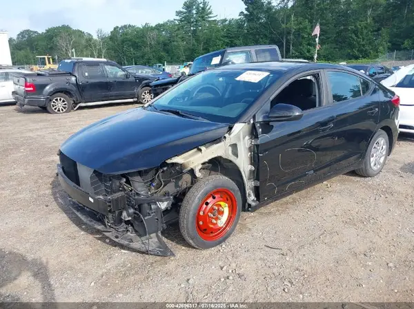 KMHD74LF8JU519355 2018 HYUNDAI ELANTRA - Image 2