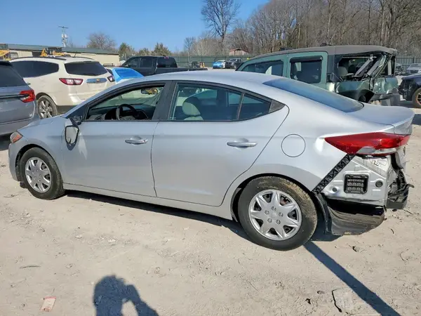 KMHD74LF8JU572122 2018 HYUNDAI ELANTRA - Image 2