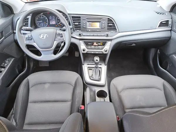 KMHD74LF8JU572623 2018 HYUNDAI ELANTRA - Image 8