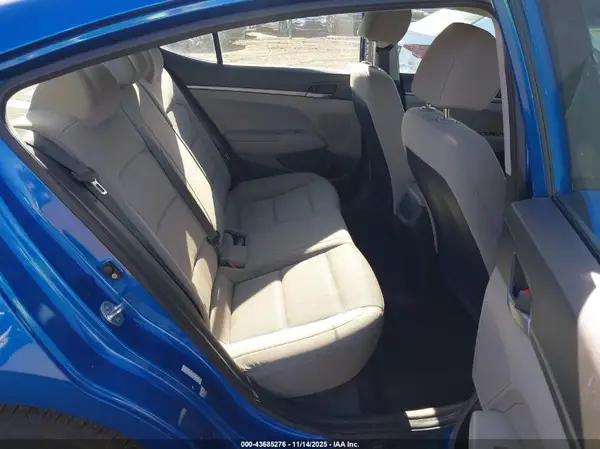 KMHD74LF8JU591530 2018 HYUNDAI ELANTRA - Image 8