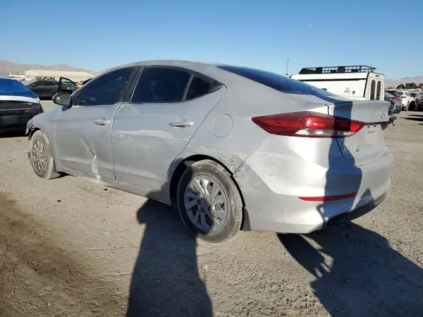 KMHD74LF8JU609332 2018 HYUNDAI ELANTRA - Image 2