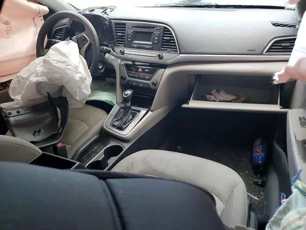 KMHD74LF8JU677954 2018 HYUNDAI ELANTRA - Image 8