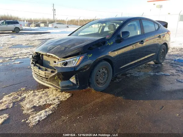 KMHD74LF8KU737913 2019 HYUNDAI ELANTRA - Image 2