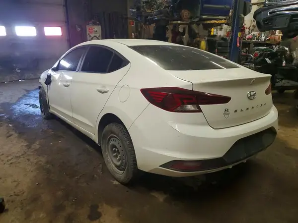 KMHD74LF8KU778106 2019 HYUNDAI ELANTRA - Image 2