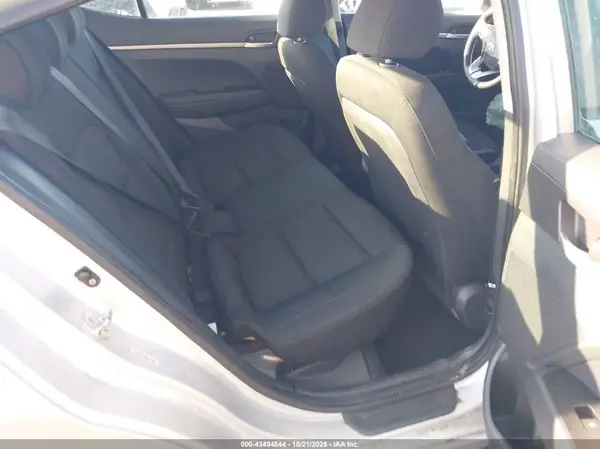 KMHD74LF8KU781197 2019 HYUNDAI ELANTRA - Image 8