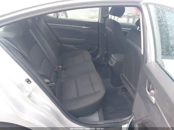 KMHD74LF8KU816918 2019 HYUNDAI ELANTRA - Image 8