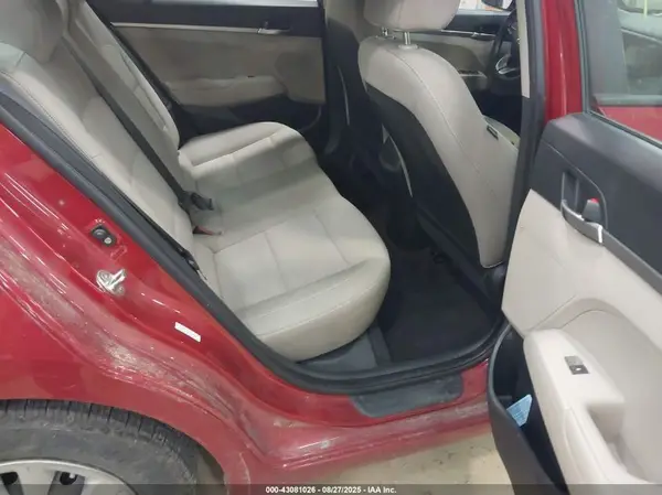 KMHD74LF8KU823335 2019 HYUNDAI ELANTRA - Image 8