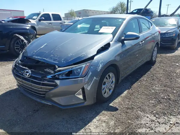 KMHD74LF8KU826008 2019 HYUNDAI ELANTRA - Image 2