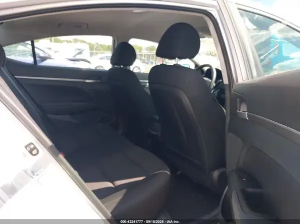 KMHD74LF8KU833184 2019 HYUNDAI ELANTRA - Image 8