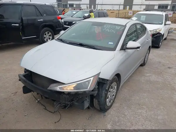 KMHD74LF8KU851071 2019 HYUNDAI ELANTRA - Image 2