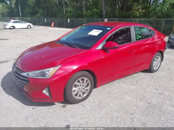 KMHD74LF8LU017965 2020 HYUNDAI ELANTRA - Image 2