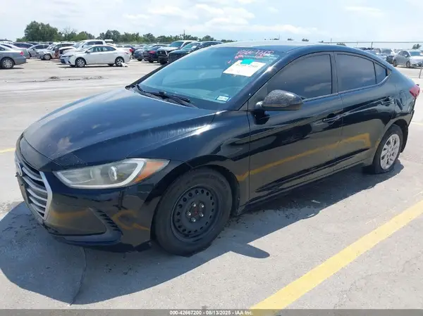 KMHD74LF9HU057754 2017 HYUNDAI ELANTRA - Image 2