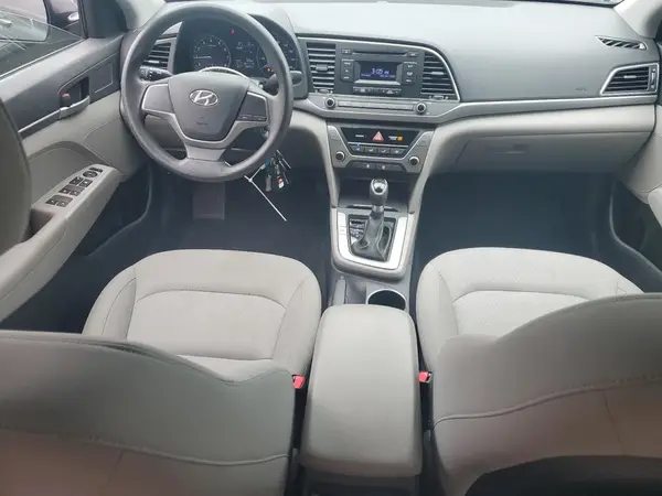 KMHD74LF9HU067944 2017 HYUNDAI ELANTRA - Image 8