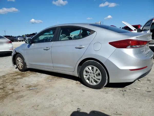 KMHD74LF9HU072710 2017 HYUNDAI ELANTRA - Image 2