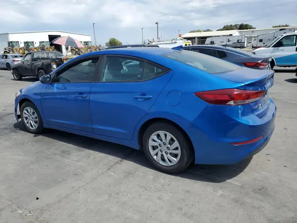 KMHD74LF9HU084498 2017 HYUNDAI ELANTRA - Image 2