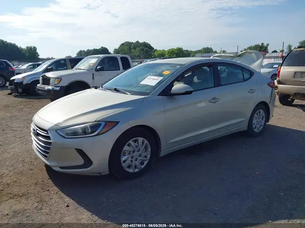 KMHD74LF9HU085375 2017 HYUNDAI ELANTRA - Image 2