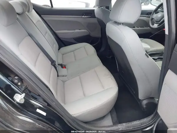 KMHD74LF9HU090298 2017 HYUNDAI ELANTRA - Image 8