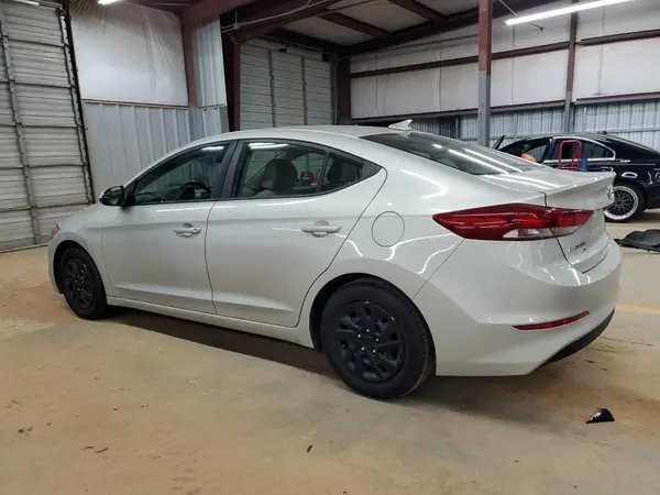 KMHD74LF9HU095470 2017 HYUNDAI ELANTRA - Image 2