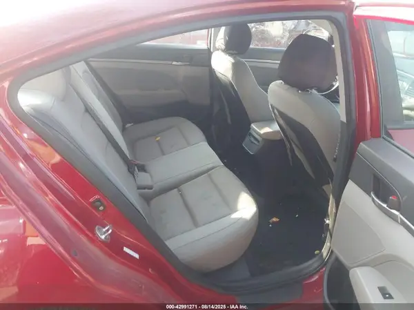 KMHD74LF9HU100005 2017 HYUNDAI ELANTRA - Image 8