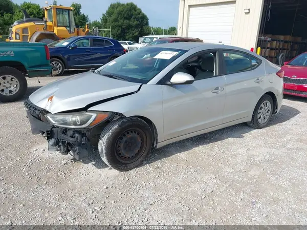 KMHD74LF9HU100361 2017 HYUNDAI ELANTRA - Image 2