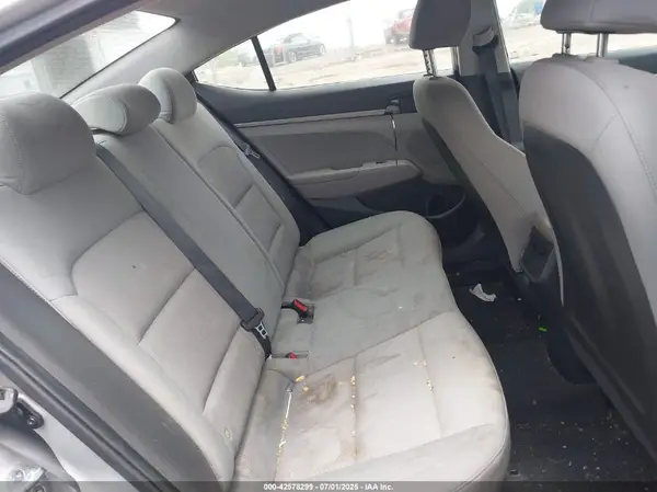KMHD74LF9HU120951 2017 HYUNDAI ELANTRA - Image 8