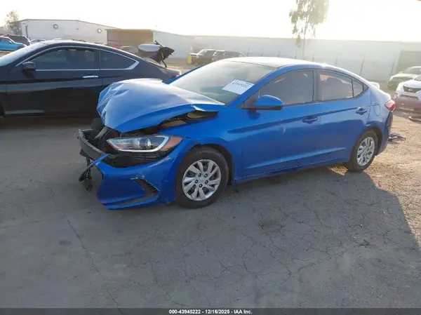 KMHD74LF9HU122859 2017 HYUNDAI ELANTRA - Image 2