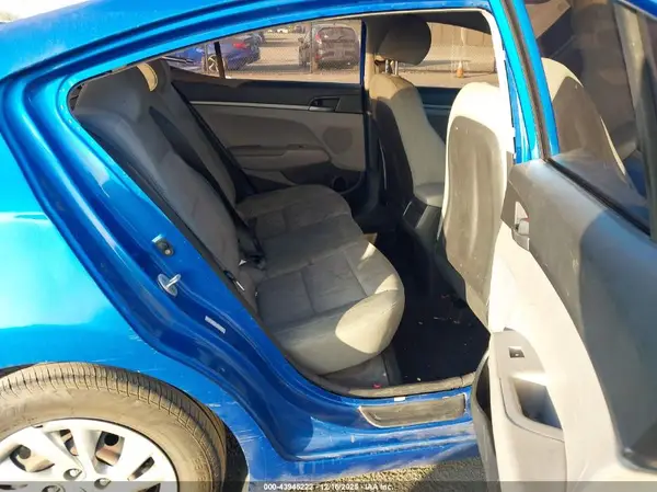 KMHD74LF9HU122859 2017 HYUNDAI ELANTRA - Image 8