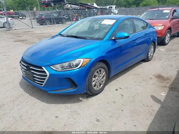 KMHD74LF9HU129245 2017 HYUNDAI ELANTRA - Image 2