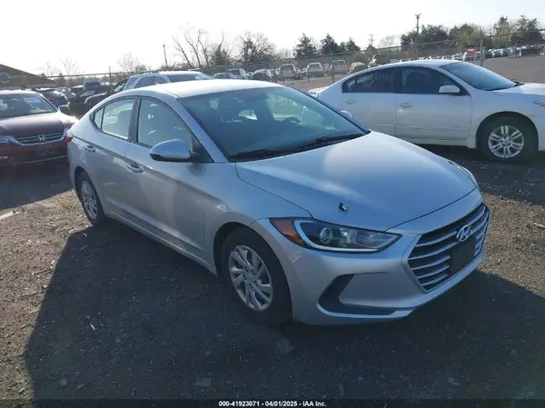 KMHD74LF9HU156039 2017 HYUNDAI ELANTRA - Image 1