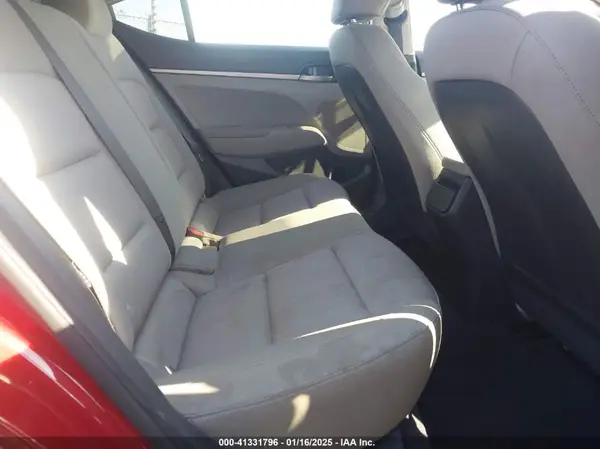 KMHD74LF9HU161080 2017 HYUNDAI ELANTRA - Image 8