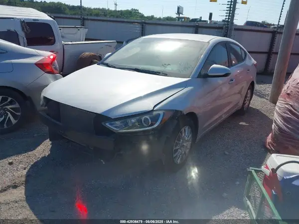 KMHD74LF9HU210259 2017 HYUNDAI ELANTRA - Image 2