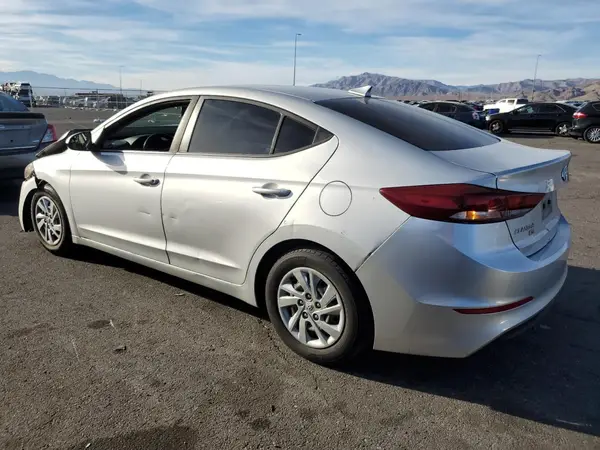 KMHD74LF9HU309440 2017 HYUNDAI ELANTRA - Image 2