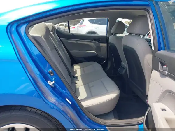 KMHD74LF9HU315822 2017 HYUNDAI ELANTRA - Image 8