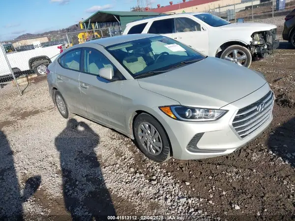 KMHD74LF9HU350103 2017 HYUNDAI ELANTRA - Image 1