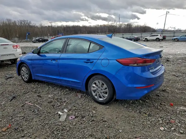 KMHD74LF9HU351414 2017 HYUNDAI ELANTRA - Image 2