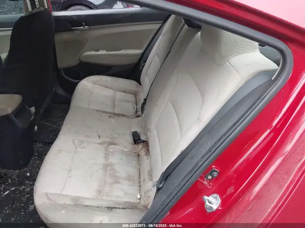 KMHD74LF9HU353390 2017 HYUNDAI ELANTRA - Image 8