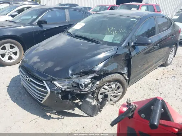 KMHD74LF9HU367659 2017 HYUNDAI ELANTRA - Image 2