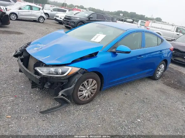 KMHD74LF9HU392982 2017 HYUNDAI ELANTRA - Image 2