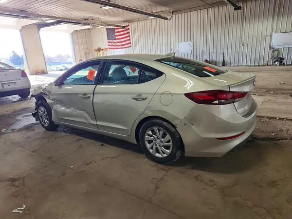 KMHD74LF9HU398474 2017 HYUNDAI ELANTRA - Image 2
