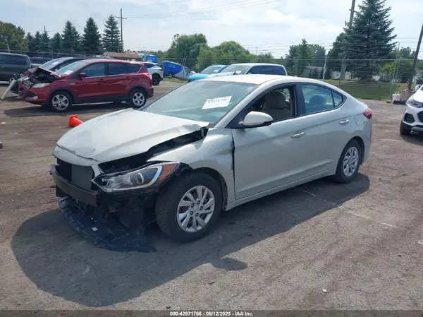 KMHD74LF9HU423020 2017 HYUNDAI ELANTRA - Image 2