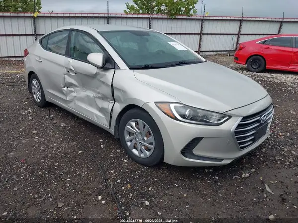 KMHD74LF9HU424538 2017 HYUNDAI ELANTRA - Image 1