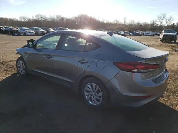 KMHD74LF9HU430811 2017 HYUNDAI ELANTRA - Image 2