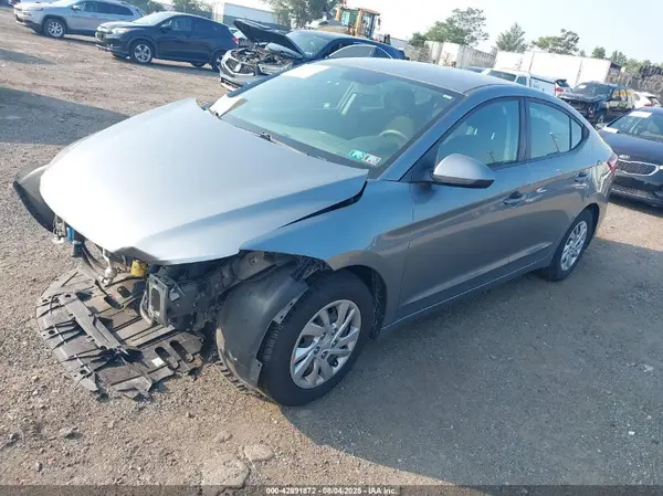 KMHD74LF9JU447243 2018 HYUNDAI ELANTRA - Image 2