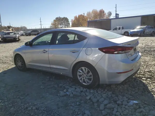 KMHD74LF9JU467766 2018 HYUNDAI ELANTRA - Image 2