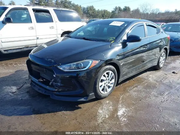 KMHD74LF9JU492148 2018 HYUNDAI ELANTRA - Image 2