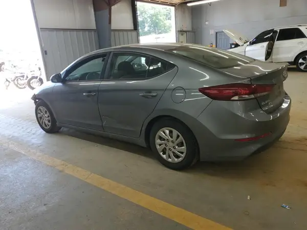 KMHD74LF9JU557368 2018 HYUNDAI ELANTRA - Image 2