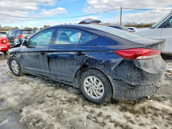 KMHD74LF9JU580438 2018 HYUNDAI ELANTRA - Image 2