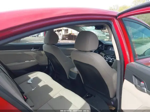 KMHD74LF9KU790216 2019 HYUNDAI ELANTRA - Image 8