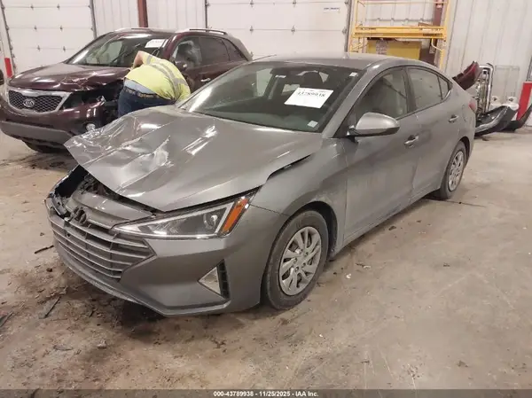 KMHD74LF9KU818810 2019 HYUNDAI ELANTRA - Image 2