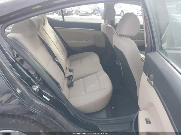 KMHD74LF9KU864136 2019 HYUNDAI ELANTRA - Image 8